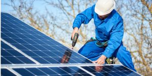 Installation Maintenance Panneaux Solaires Photovoltaïques à Castelnavet